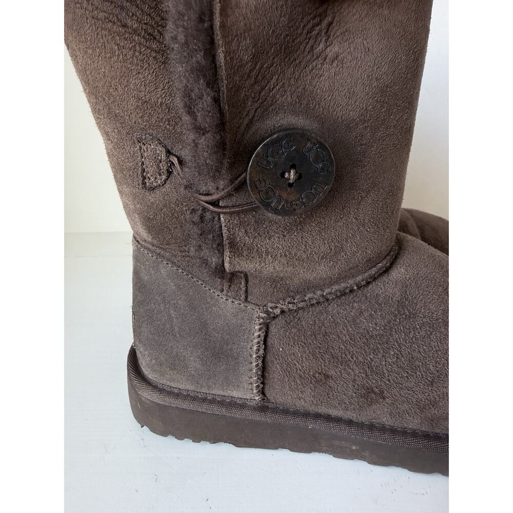 Ugg Australia Bailey Button II Ankle Sheepskin Boots Brown Women’s Size 8 - Picture 6 of 14